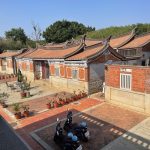 金門慢遊～因為夜宿百年老宅「時苑」，不小心在歐厝聚落的「順天洋樓」品嚐一個優雅寧靜的午茶時光，並尋找歐厝沙灘退潮下才現身的「沈睡戰車」～